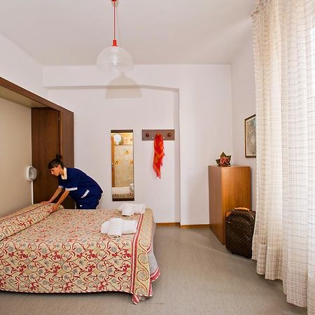 Hotel Lido Pietra Ligure Eksteriør bilde