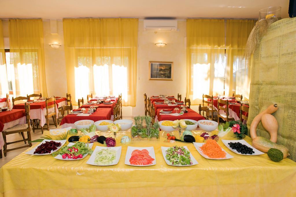 Hotel Lido Pietra Ligure Eksteriør bilde