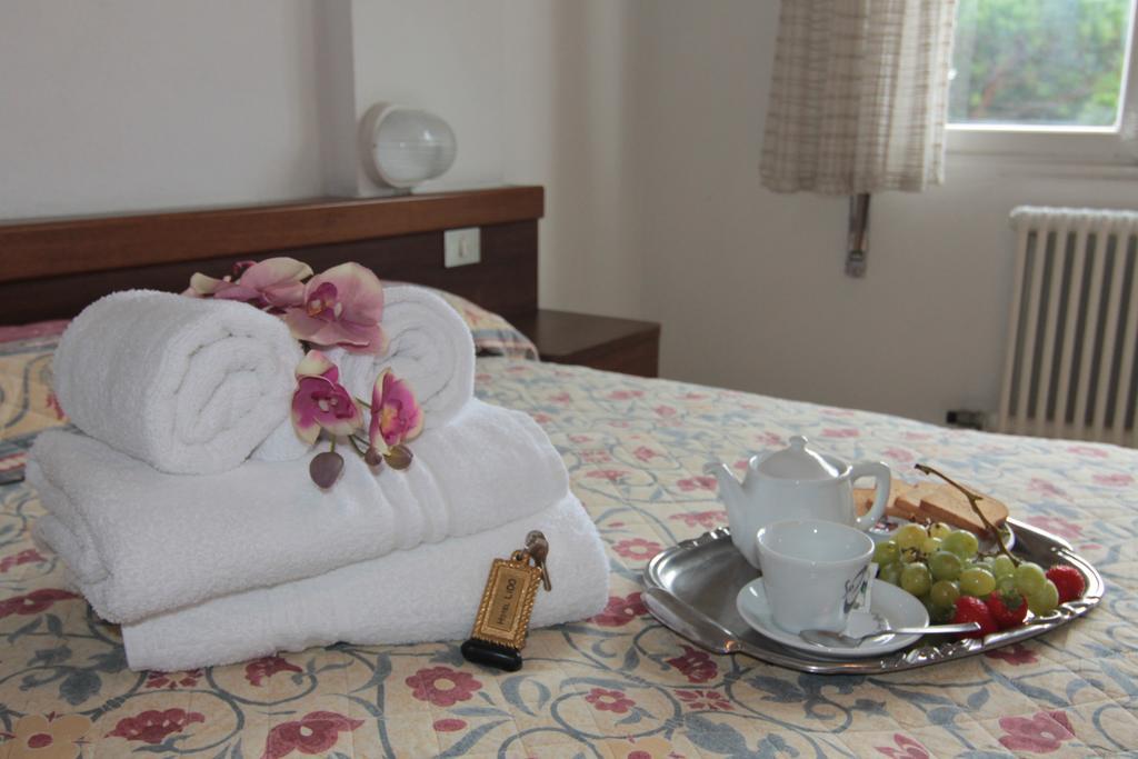 Hotel Lido Pietra Ligure Rom bilde