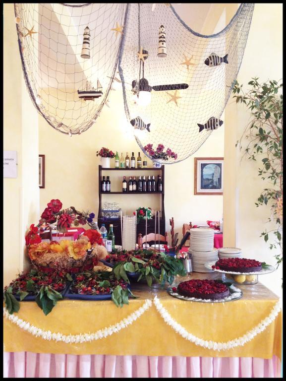 Hotel Lido Pietra Ligure Eksteriør bilde